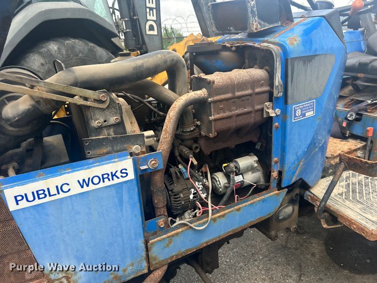 image for item EG0357 New Holland TC30  MFWD tractor