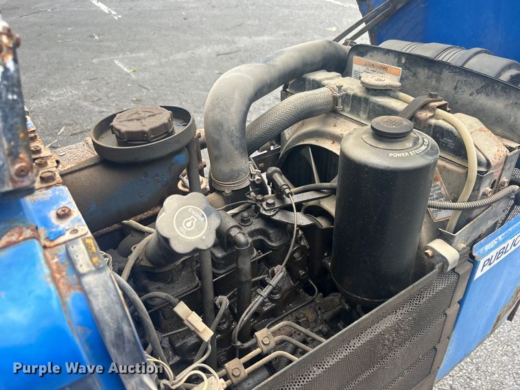 image for item EG0357 New Holland TC30  MFWD tractor