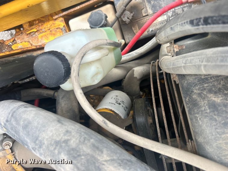 image for item EG0358 John Deere 332  skid steer loader