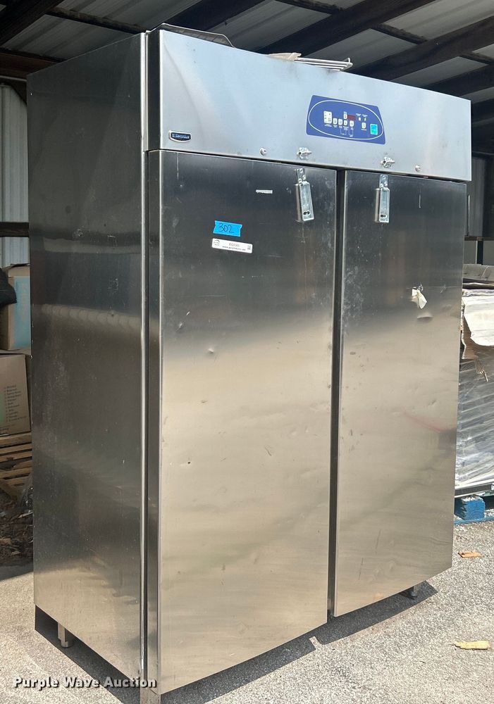 image for item EG0365 Electrolux SMART RH14FE2FEU freezer