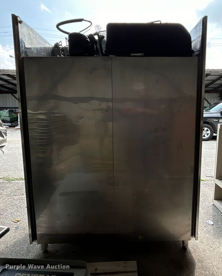 image for item EG0365 Electrolux SMART RH14FE2FEU freezer