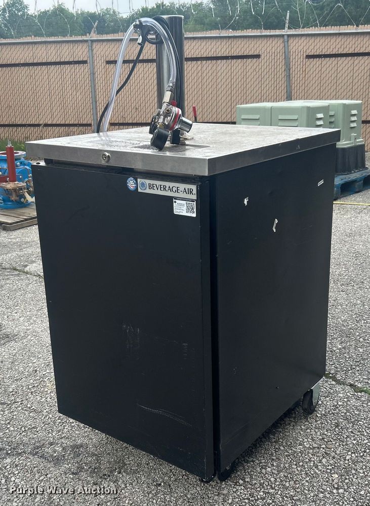 image for item EG0370 True TDD-1 beer dispenser