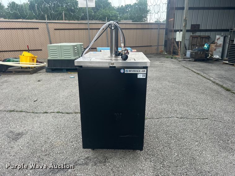 image for item EG0370 True TDD-1 beer dispenser