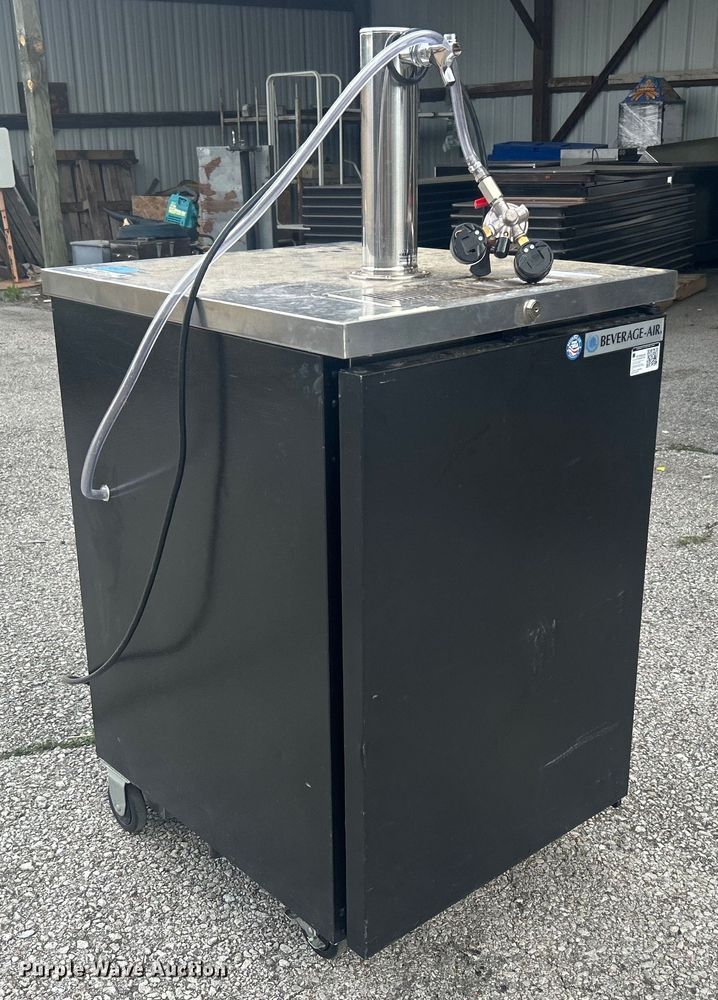 image for item EG0370 True TDD-1 beer dispenser