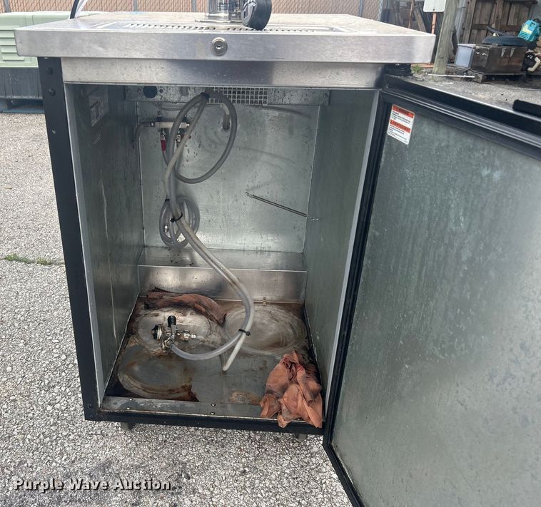 image for item EG0370 True TDD-1 beer dispenser