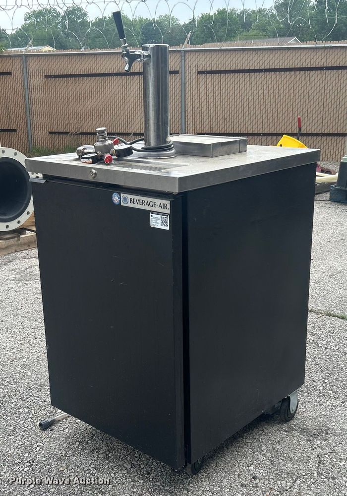 image for item EG0371 True TDD-1 beer dispenser