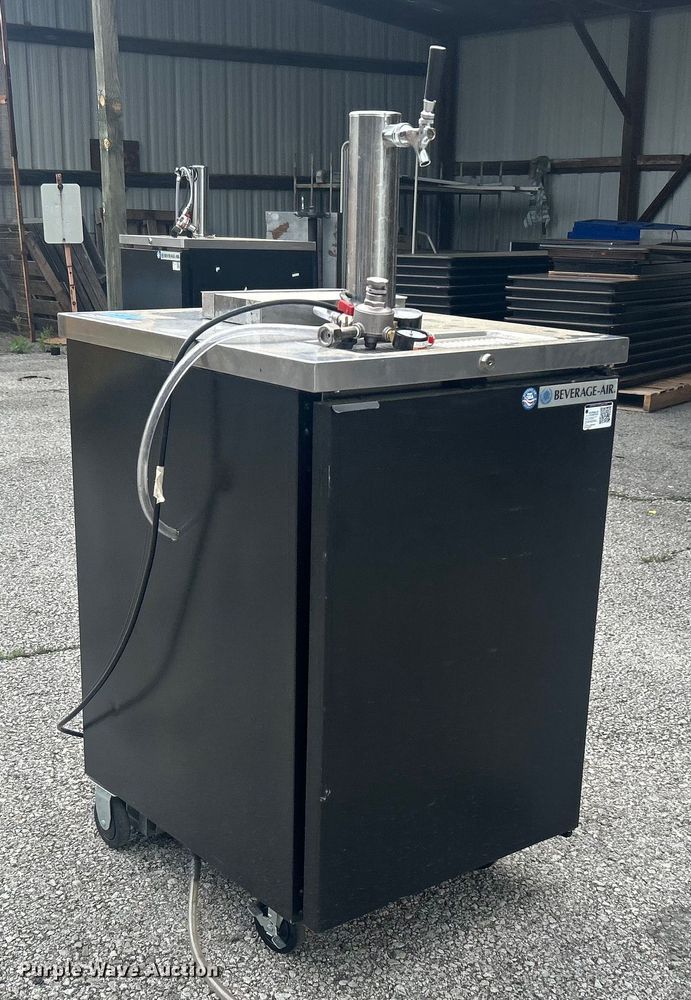 image for item EG0371 True TDD-1 beer dispenser