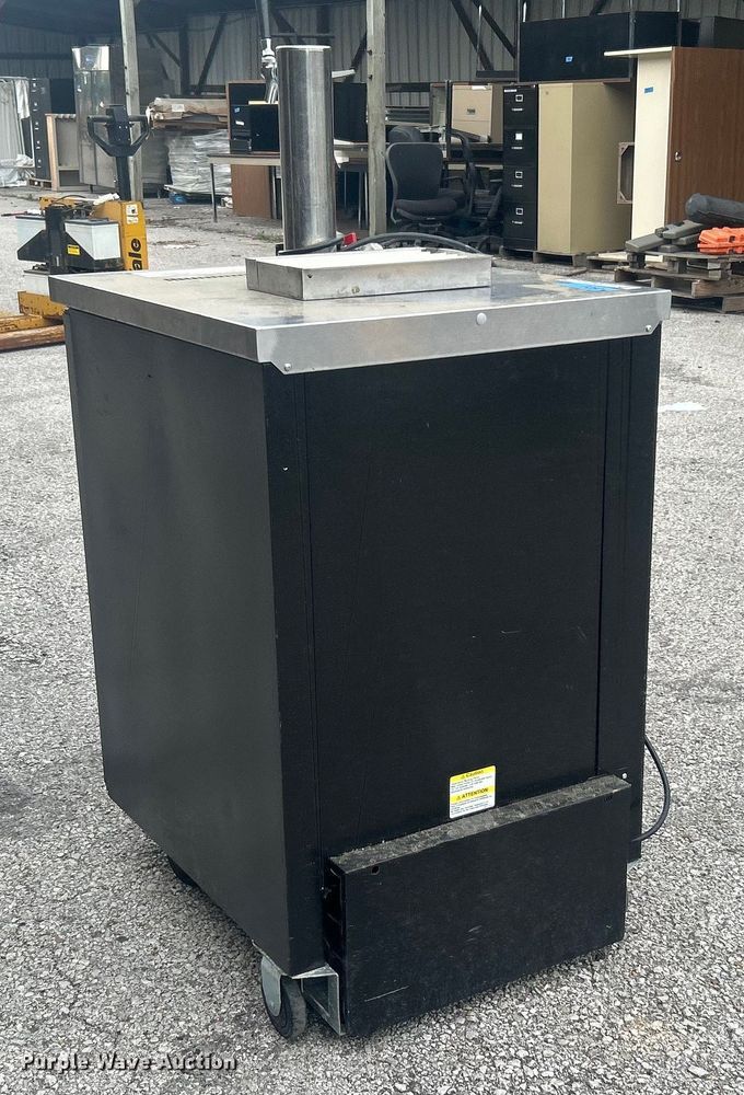 image for item EG0371 True TDD-1 beer dispenser