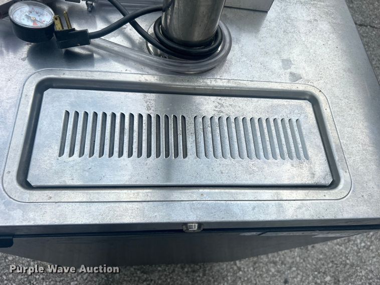 image for item EG0371 True TDD-1 beer dispenser