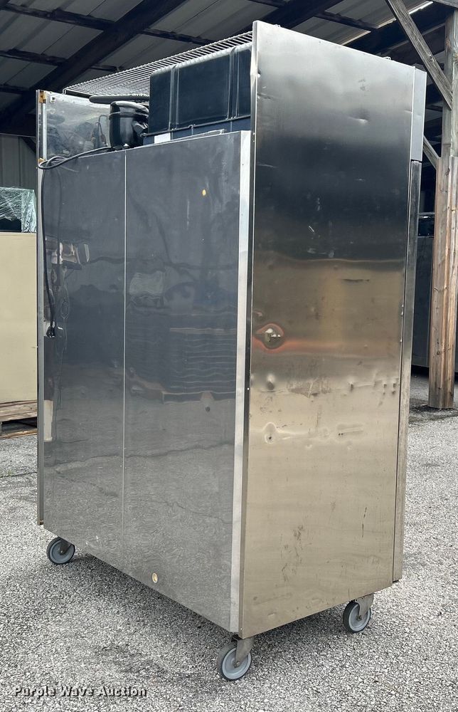 image for item EG0372 Electrolux SMART RH14FE2FEU freezer