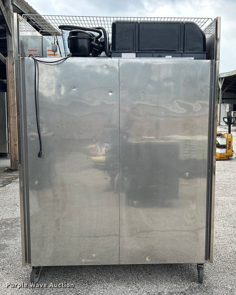 image for item EG0372 Electrolux SMART RH14FE2FEU freezer