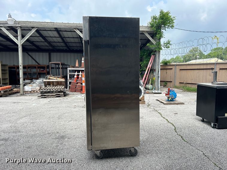 image for item EG0372 Electrolux SMART RH14FE2FEU freezer