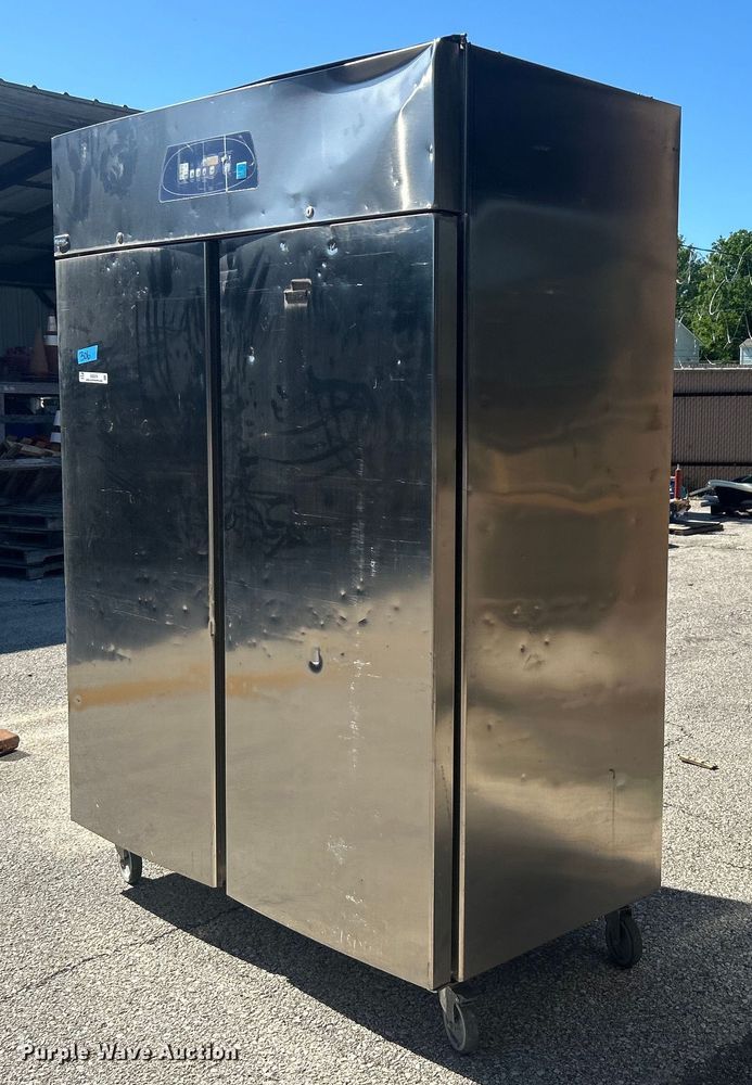 image for item EG0374 Electrolux SMART RH14FE2FEU freezer