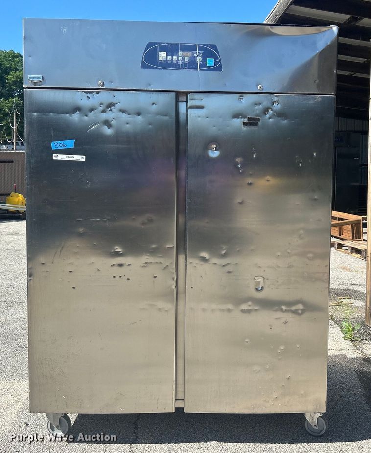 image for item EG0374 Electrolux SMART RH14FE2FEU freezer