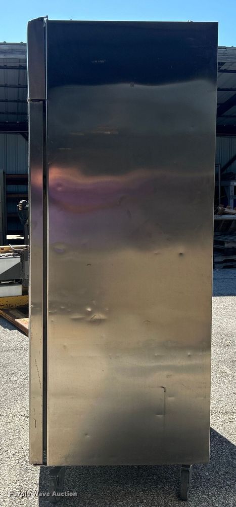 image for item EG0374 Electrolux SMART RH14FE2FEU freezer