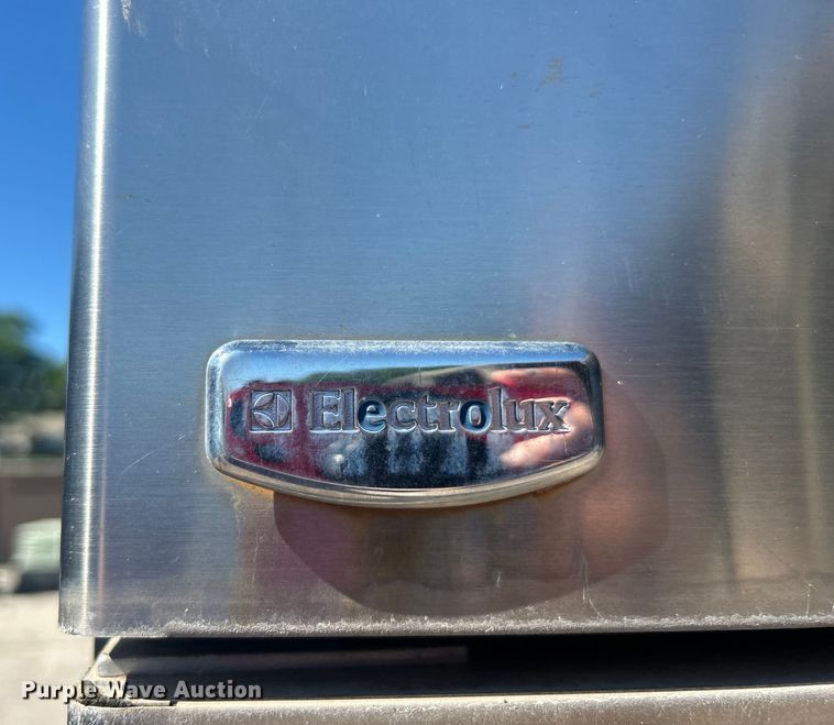 image for item EG0374 Electrolux SMART RH14FE2FEU freezer