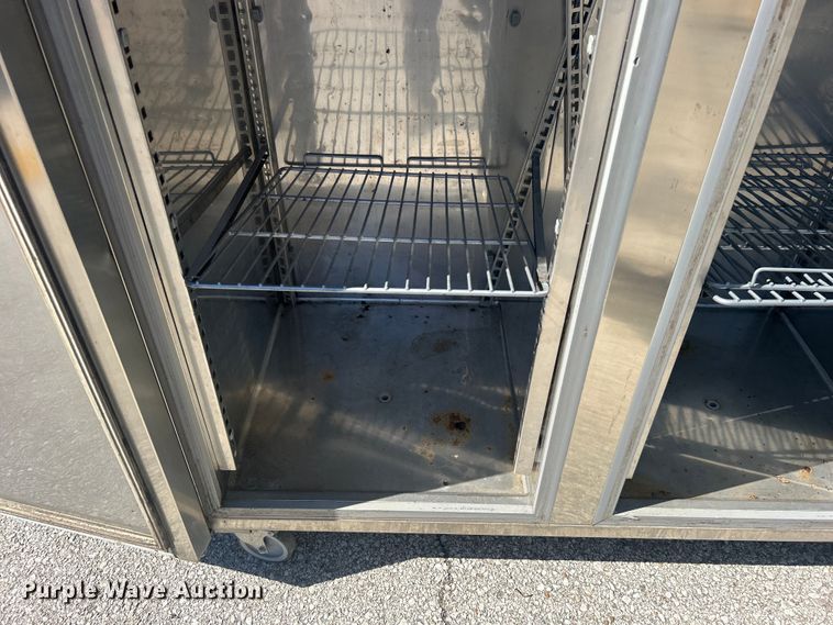 image for item EG0374 Electrolux SMART RH14FE2FEU freezer