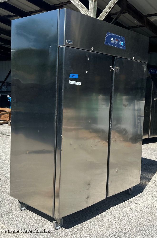 image for item EG0375 Electrolux SMART RH14FE2FEU freezer