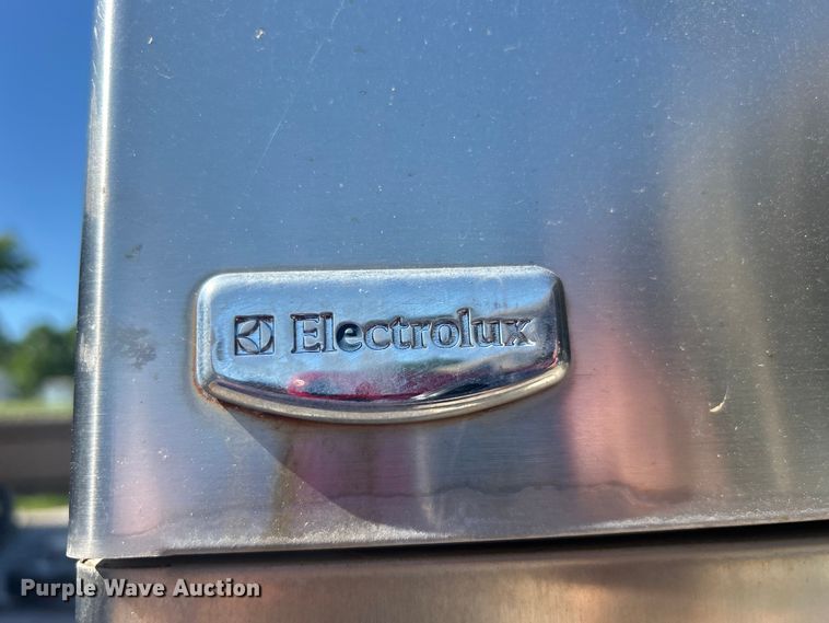 image for item EG0376 Electrolux SMART RH14FE2FEU freezer