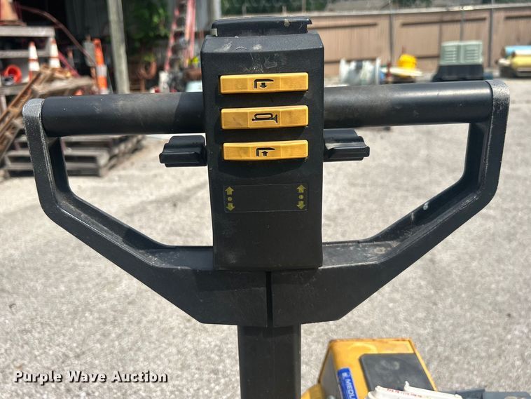 image for item EG0378 Yale MPB040ACN24C2748 pallet jack