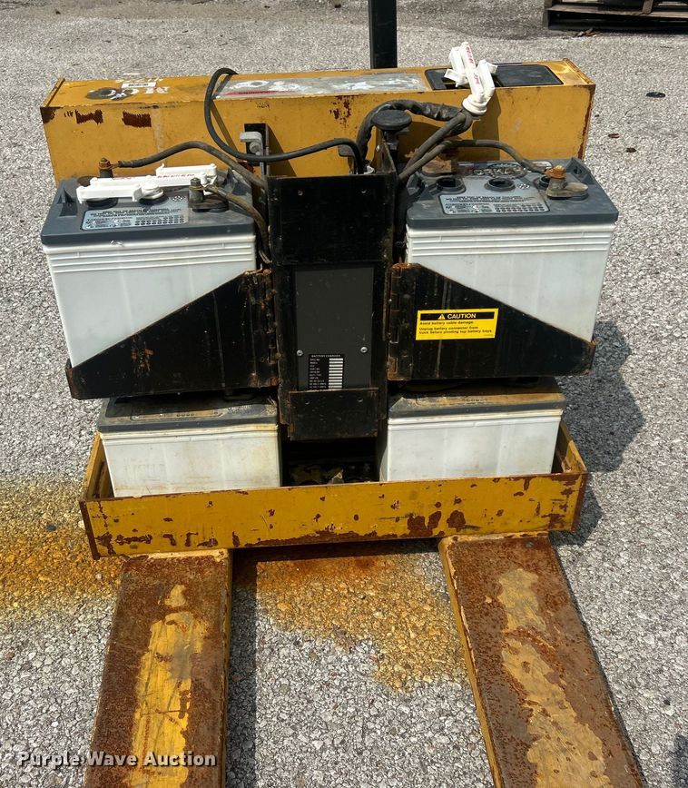 image for item EG0378 Yale MPB040ACN24C2748 pallet jack