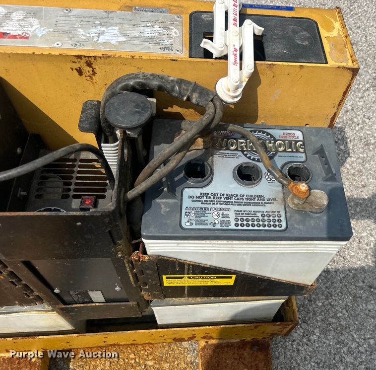 image for item EG0378 Yale MPB040ACN24C2748 pallet jack