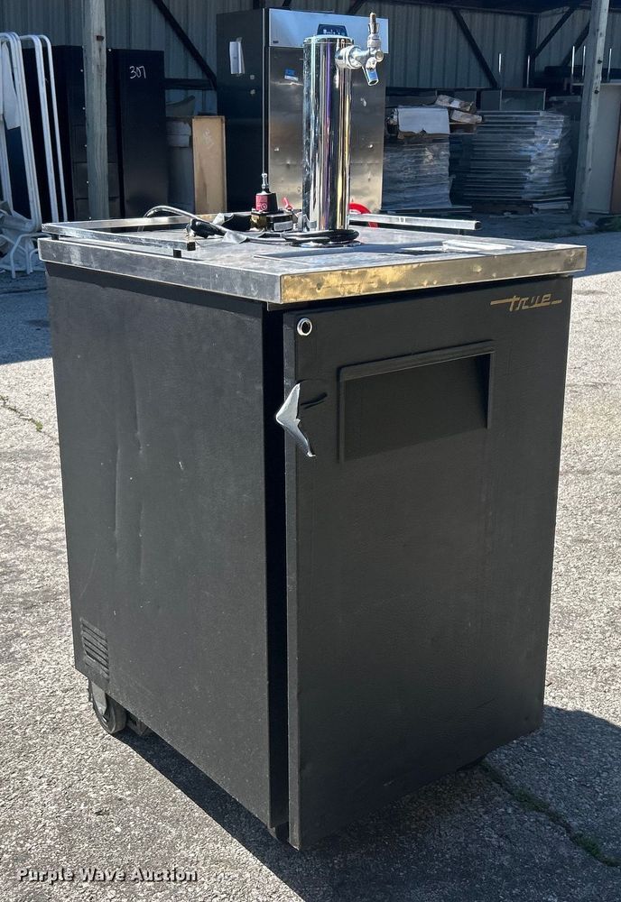image for item EG0384 True TDD-1 beer dispenser