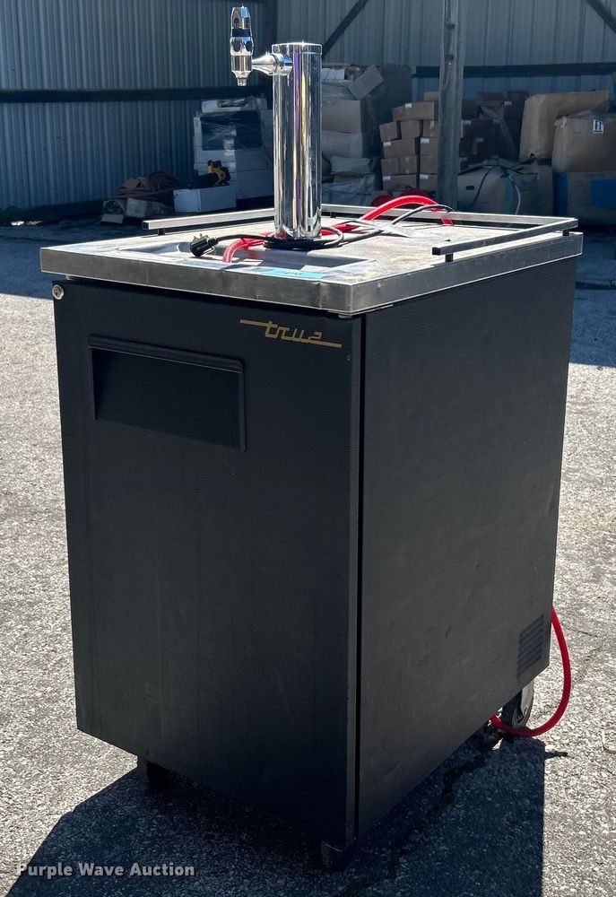 image for item EG0386 True TDD-1 beer dispenser