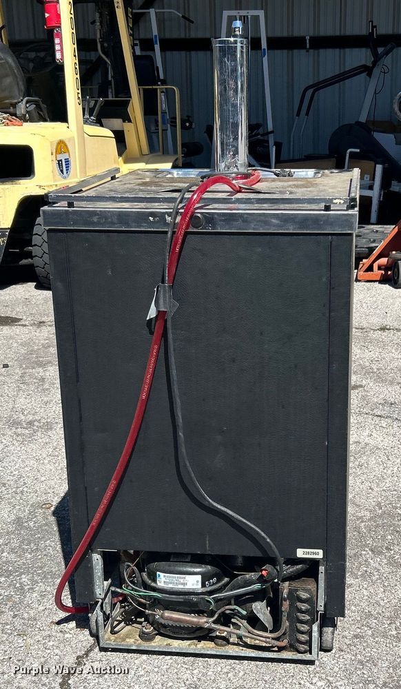 image for item EG0386 True TDD-1 beer dispenser