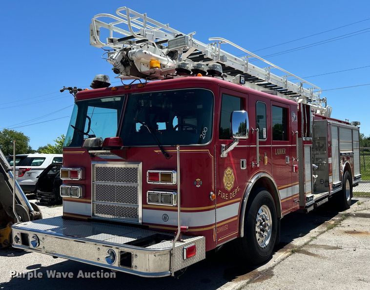 image for item EG0389 2000 Pierce Telesquirt 65 Aerial Ladder ladder fire truck
