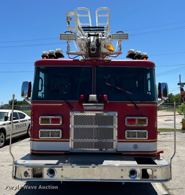 image for item EG0389 2000 Pierce Telesquirt 65 Aerial Ladder ladder fire truck