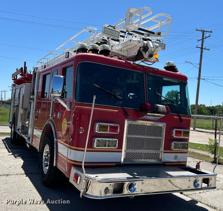 image for item EG0389 2000 Pierce Telesquirt 65 Aerial Ladder ladder fire truck