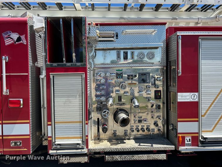 image for item EG0389 2000 Pierce Telesquirt 65 Aerial Ladder ladder fire truck