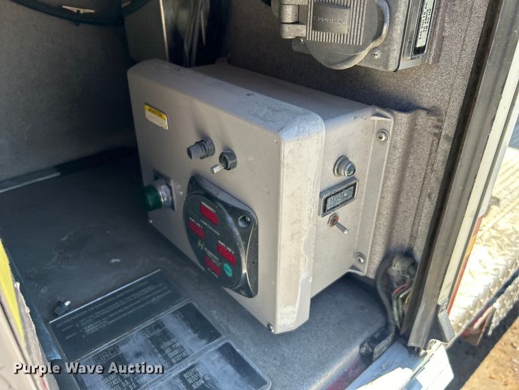 image for item EG0389 2000 Pierce Telesquirt 65 Aerial Ladder ladder fire truck