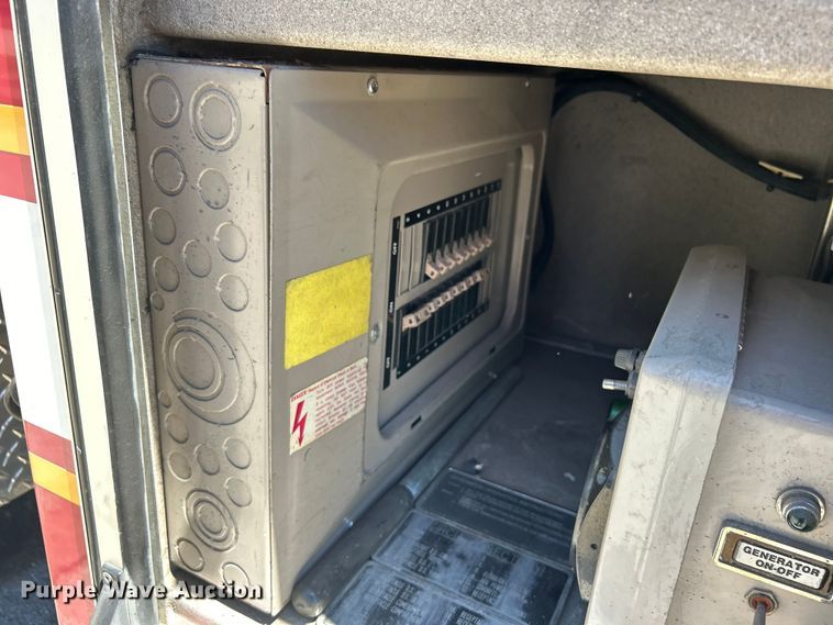 image for item EG0389 2000 Pierce Telesquirt 65 Aerial Ladder ladder fire truck