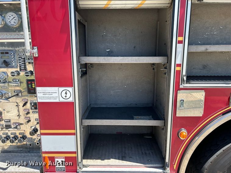 image for item EG0389 2000 Pierce Telesquirt 65 Aerial Ladder ladder fire truck