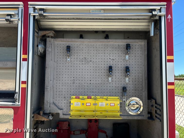 image for item EG0389 2000 Pierce Telesquirt 65 Aerial Ladder ladder fire truck