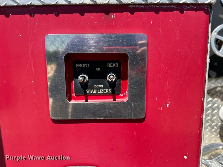 image for item EG0389 2000 Pierce Telesquirt 65 Aerial Ladder ladder fire truck