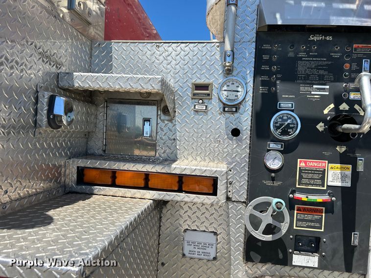 image for item EG0389 2000 Pierce Telesquirt 65 Aerial Ladder ladder fire truck