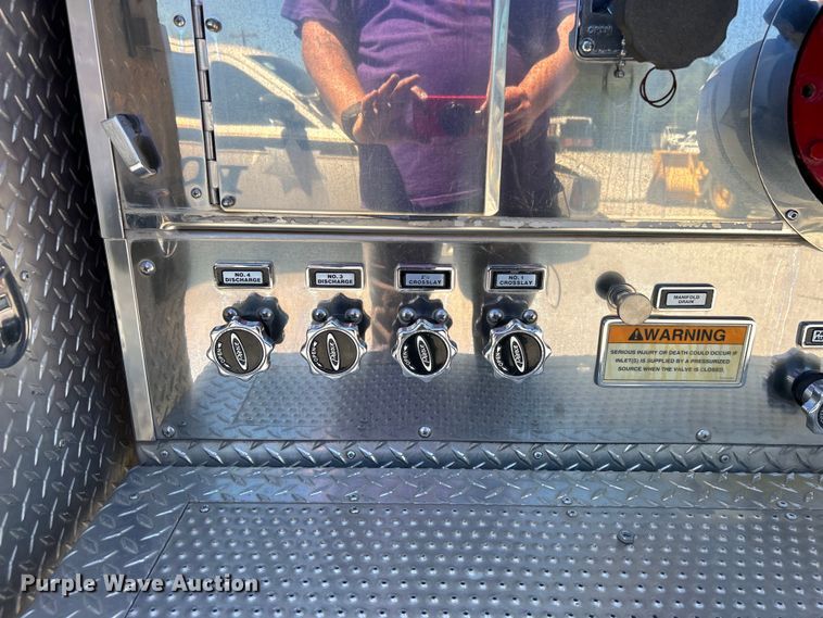 image for item EG0389 2000 Pierce Telesquirt 65 Aerial Ladder ladder fire truck