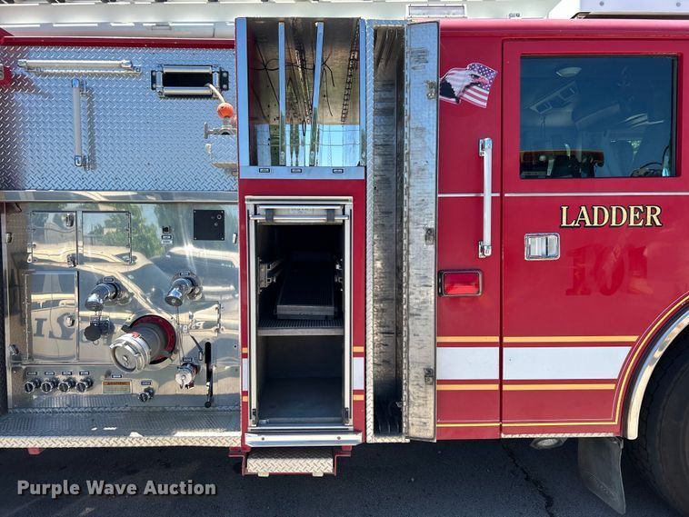 image for item EG0389 2000 Pierce Telesquirt 65 Aerial Ladder ladder fire truck