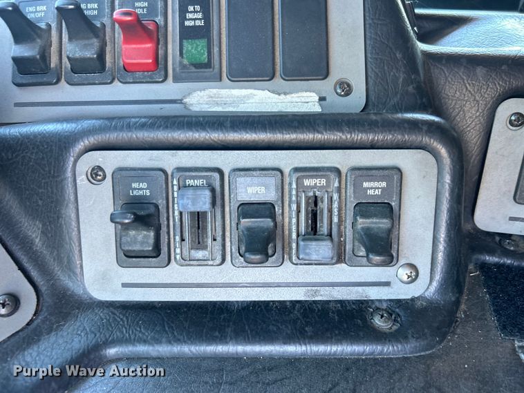 image for item EG0389 2000 Pierce Telesquirt 65 Aerial Ladder ladder fire truck