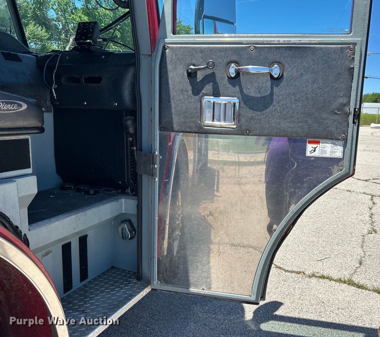 image for item EG0389 2000 Pierce Telesquirt 65 Aerial Ladder ladder fire truck