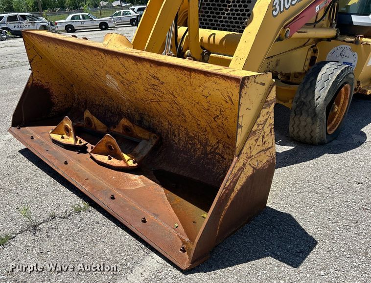 image for item EG0391 1998 John Deere 310SE backhoe