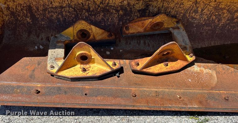 image for item EG0391 1998 John Deere 310SE backhoe