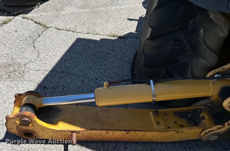 image for item EG0391 1998 John Deere 310SE backhoe