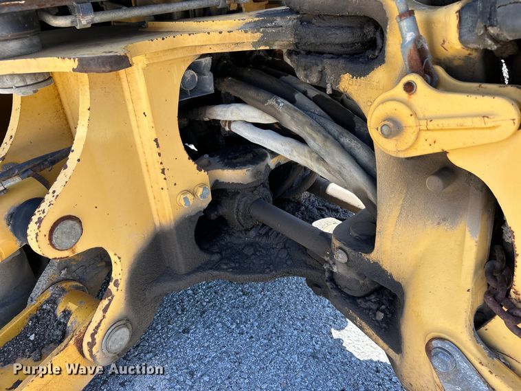 image for item EG0391 1998 John Deere 310SE backhoe