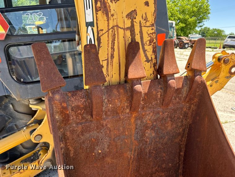 image for item EG0391 1998 John Deere 310SE backhoe