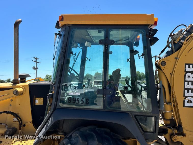 image for item EG0391 1998 John Deere 310SE backhoe