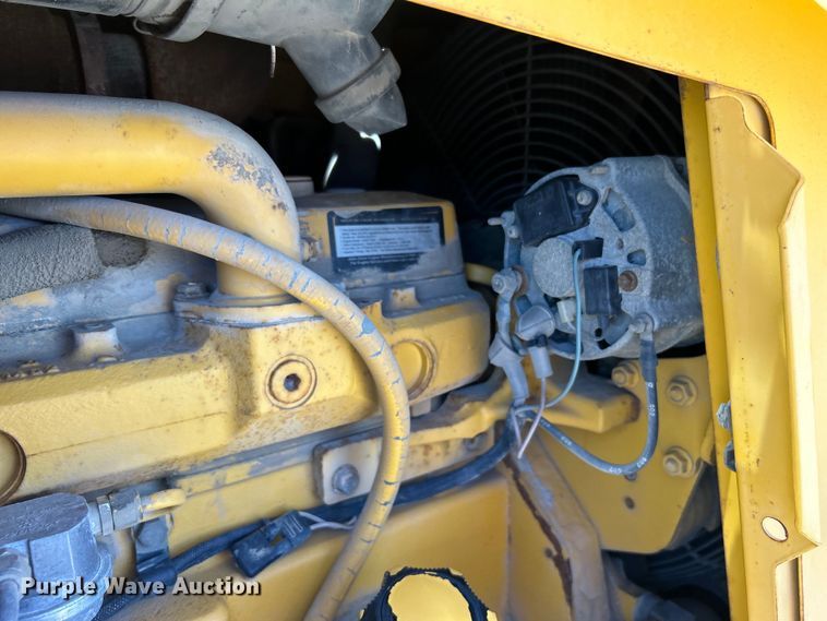 image for item EG0391 1998 John Deere 310SE backhoe